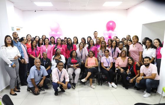 Team Juventud promueve la sensibilización sobre el Cáncer de Mama.