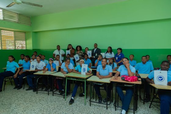 Ministerio de la Juventud y Consejo Nacional de Drogas concientizan a estudiantes sobre prevención del uso de sustancias psicoactivas