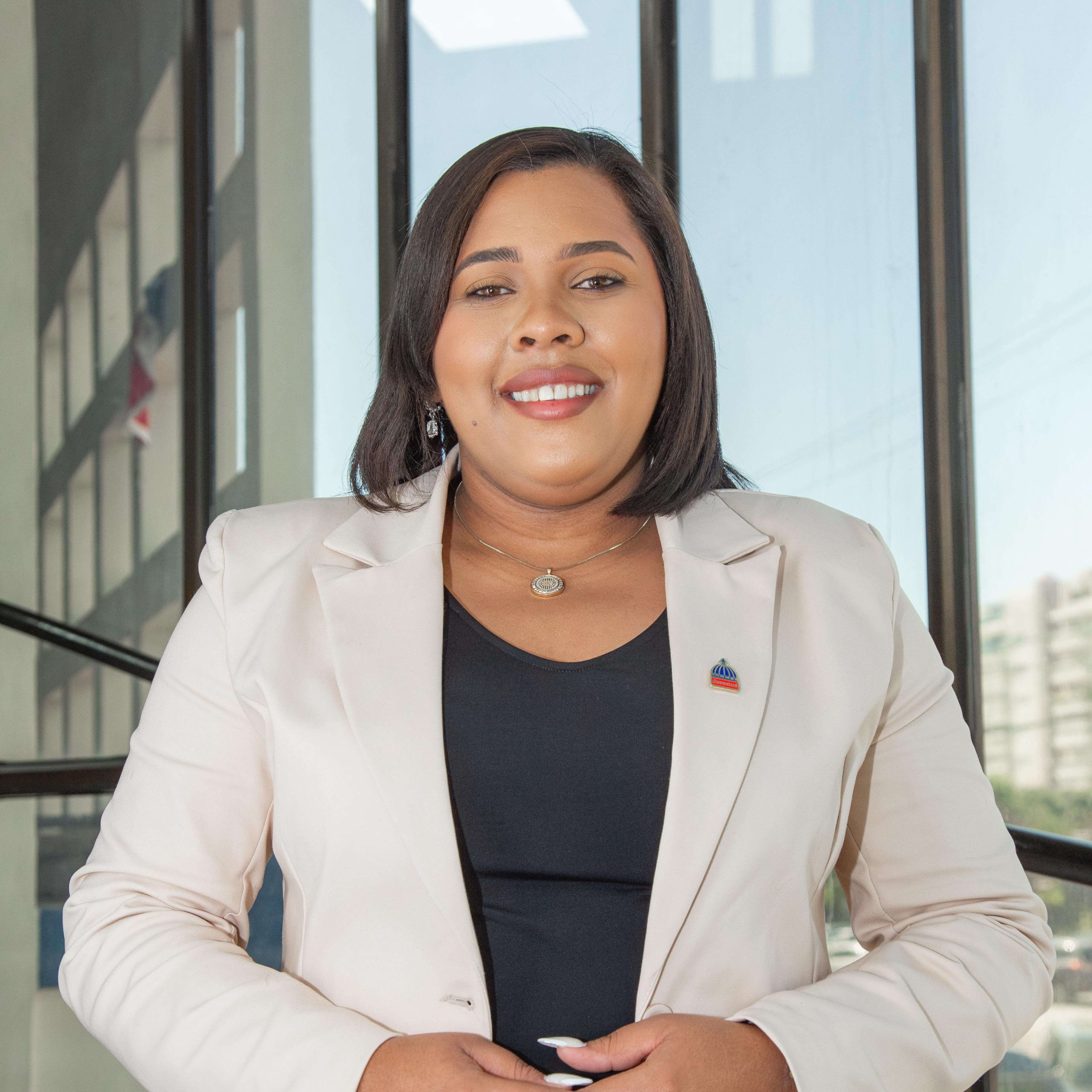 Paola Maciel Lara